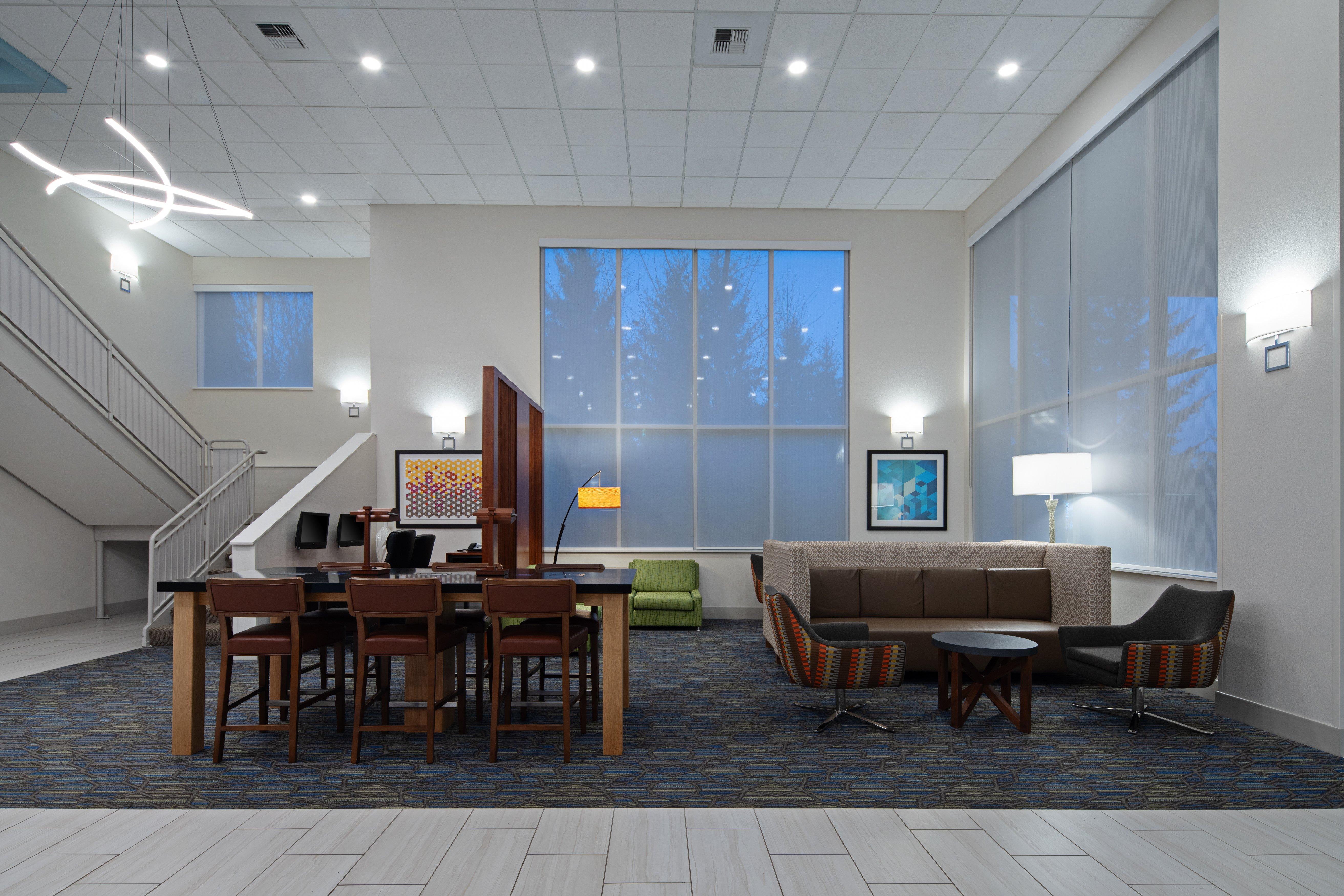 Holiday Inn Express Seattle - Sea-Tac Airport By Ihg SeaTac Exterior photo