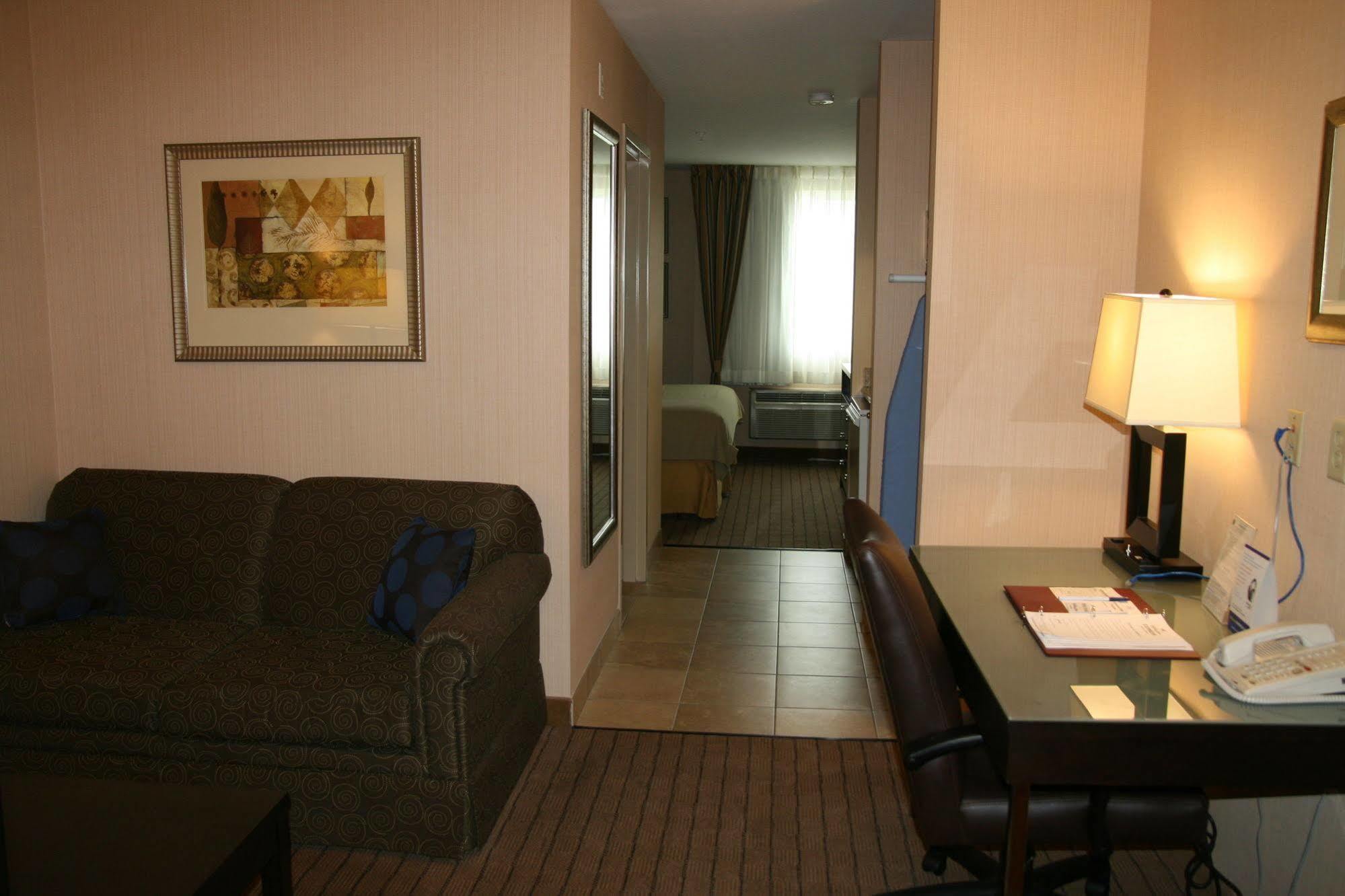 Holiday Inn Express Seattle - Sea-Tac Airport By Ihg SeaTac Room photo